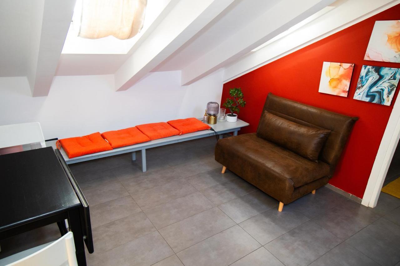 Hosting Dreams Attics - Duomo Apartment Milano Ngoại thất bức ảnh