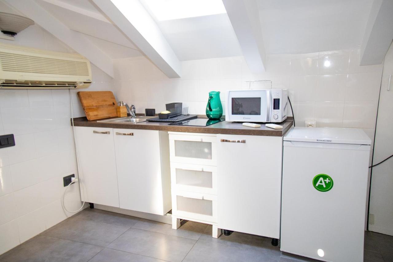 Hosting Dreams Attics - Duomo Apartment Milano Ngoại thất bức ảnh