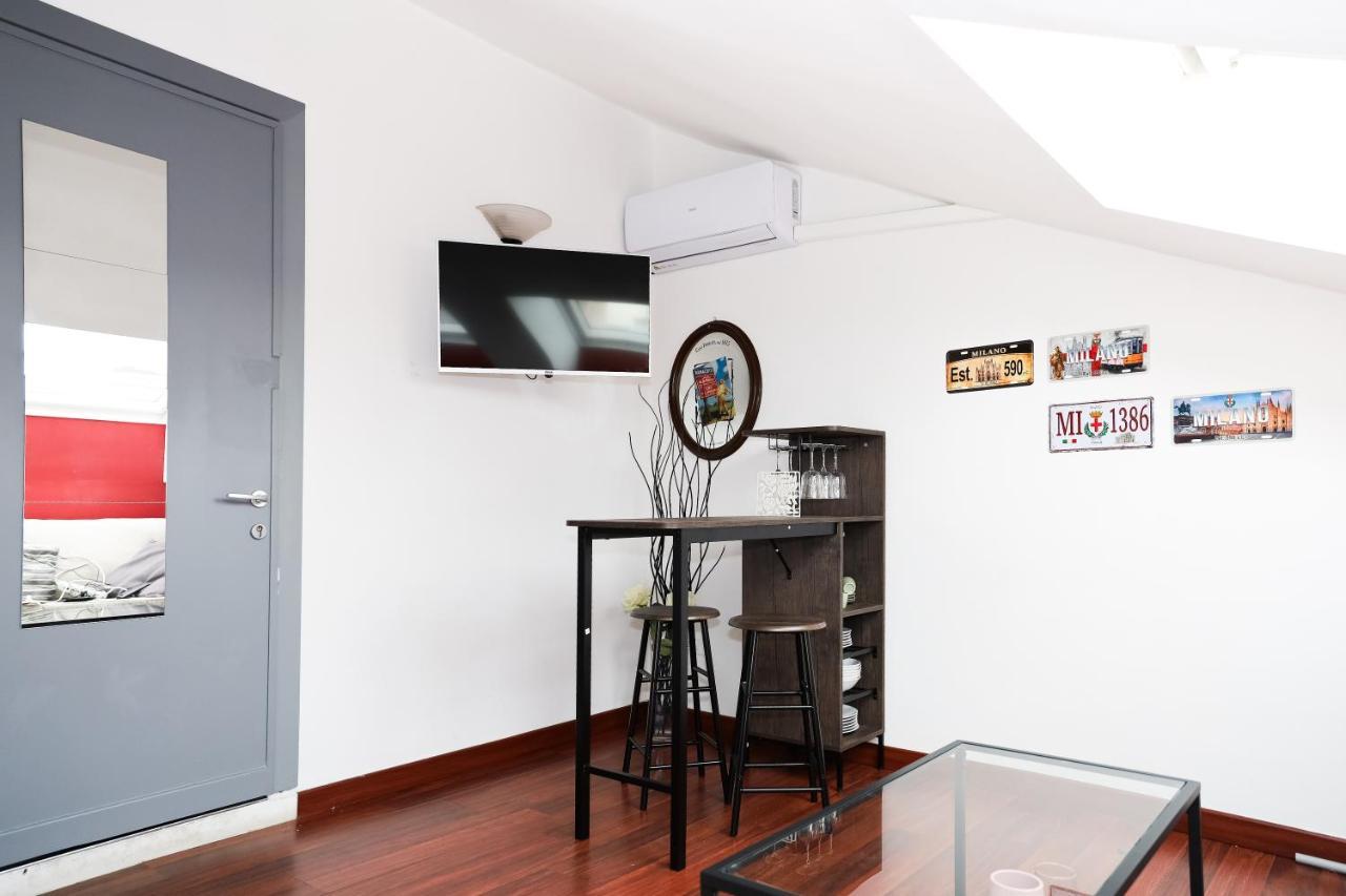 Hosting Dreams Attics - Duomo Apartment Milano Ngoại thất bức ảnh