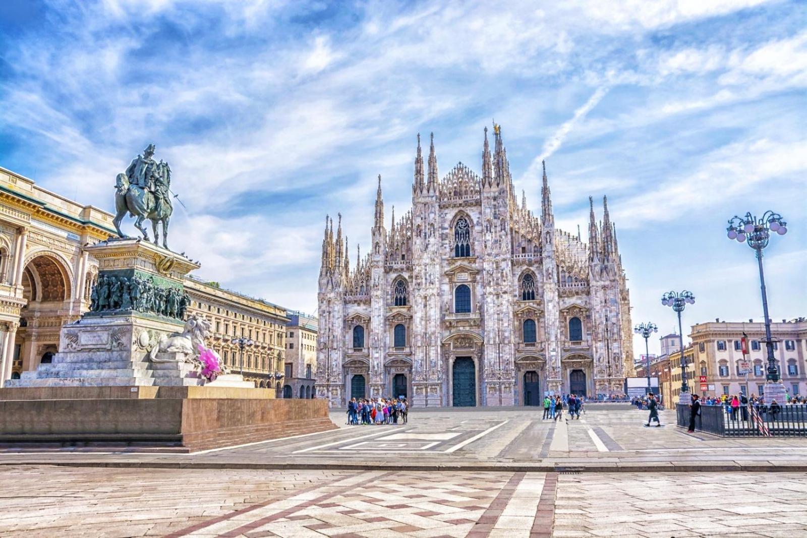 Hosting Dreams Attics - Duomo Apartment Milano Ngoại thất bức ảnh